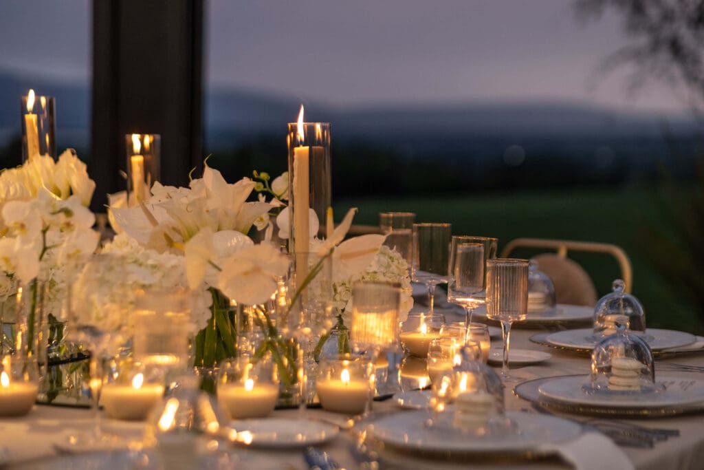 Elegant, candlelit wedding reception table